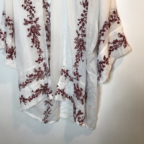 Woven Heart Embroidered Kimono Cardigan Sheer White Red One Size - Picture 3 of 10